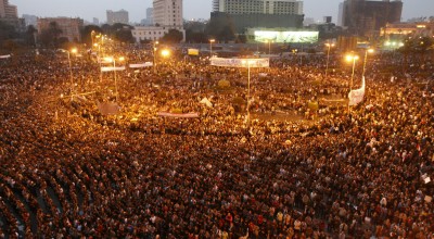 من قتل المتظاهرين في ثورة 25 يناير؟