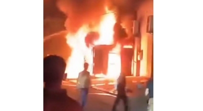 فيديو حريق القاعة الذهبية من لحج وليس من تعز
