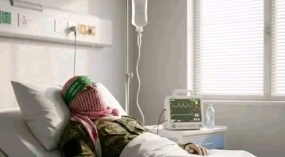 انتشار صورة لأبو عبيدة مع الادعاء أنها حديثة وهو مصاب 