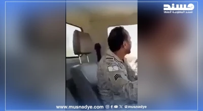 فيديو لضابط سعودي تعرّض للتفتيش من قبل مسلحين يمنيين قديم ومضلل