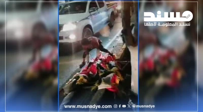 فيديو قديم لجماعة الحوثي تنزع أعلام الجمهورية اليمنية وتمنع المحتفلين بذكرى 26 سبتمبر في صنعاء
