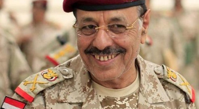لا صحة لخبر وفاة علي محسن الأحمر
