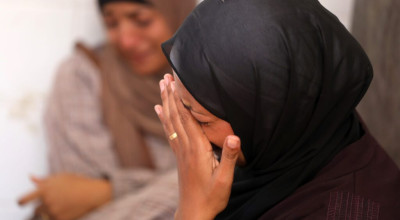 حرب وحواجز وحرمان من العلاج: مريضات سرطان الثدي يكافحن المرض والاحتلال