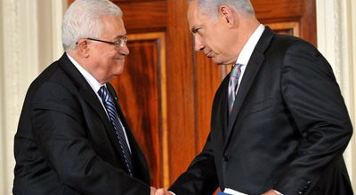 عباس لم يصافح نتنياهو في عزاء والدته