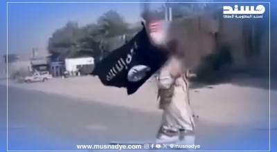 فيديو مضلل لشعار وعناصر القاعدة يتجولون في شوارع المكلا - قديم