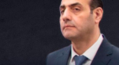 جامعة وهمية يدعي حازم الشرع حصوله على دكتوراه منها .. ترأس مجلس أمنائها مندوب اليمن بـ "الجامعة العربية" وأعطت شهادات لمسؤولين بنظام "الأسد"