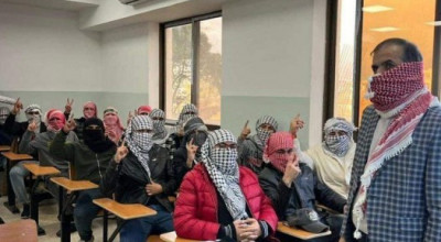 الصورة من جامعة البلقاء التطبيقية في الأردن وليس في جامعة هارفارد الأمريكية
