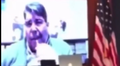 هل صالح مسلم حضر جلسة حديثة للكونغرس وهو يدخن الأركيلة بشأن سوريا؟