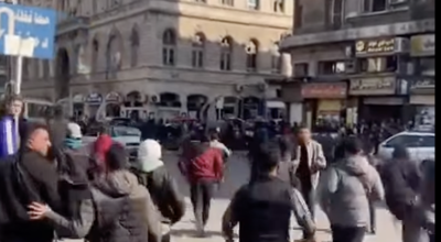 ما حقيقة فيديو الشجار المتداول في ساحة المرجة وسط دمشق؟