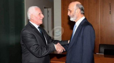 خبر لقاء عزام الأحمد بسمير عجعج قديم