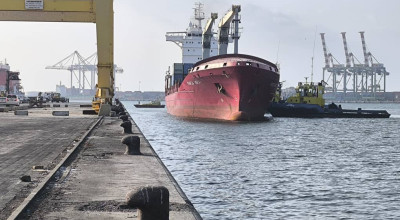 هل أوقفت السعودية تصاريح دخول السفن إلى ميناء عدن؟