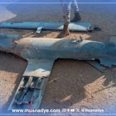 الصورة المنتشرة لبقايا الطائرة المسيرة التي استهدفها مسلحو الانتقالي في حضرموت قديمة.