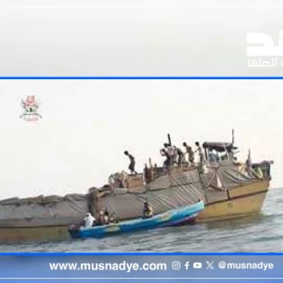 فيديو قديم لضبط قارب تابع لجماعة الحوثي في باب المندب يُتداول على أنه يوثق واقعة حديثة