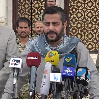 فيديو يُزعم أنّه يوثّق انشقاق كتيبة من قوات حراس الجمهورية وانضمامها للحوثيين .. ما حقيقته؟