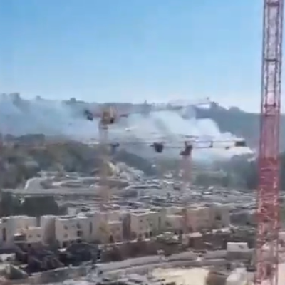الفيديو المتداول لا يعود لحريق ناتج عن سقوط شظايا صاروخ يمني على الاحتلال حديثًا