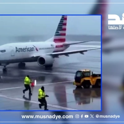 الفيديو المتداول لانزلاق طائرة أمريكية في واشنطن مولّد بتقنيات الذكاء الاصطناعي