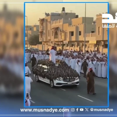 فيديو مولد بالذكاء الاصطناعي وليس لثري يستعرض صقوره في الإمارات