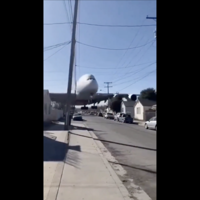 فيديو تحطم طائرة لحكومة دبي قرب تل أبيب مولد بالذكاء الاصطناعي