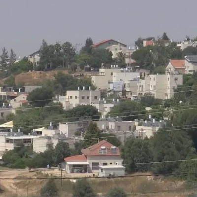 لم يصدر الكابينت قرارًا بسحب الاعتراف بدور السلطة الفلسطينية في تنظيم حركة المسافرين