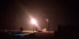 فيديو قديم مضلل.. قصف صاروخي على قسد في دير حافر