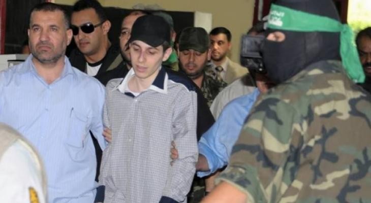 شاليط  غير مصاب بفيروس كورونا