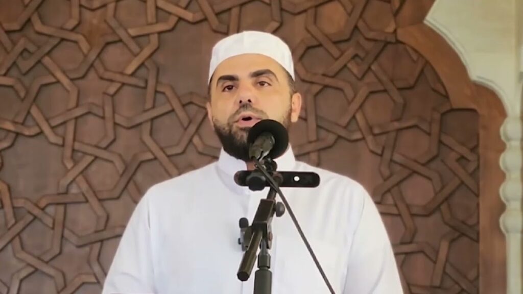 انتشار فيديوهات مضللة لا تعود لأبو عبيدة