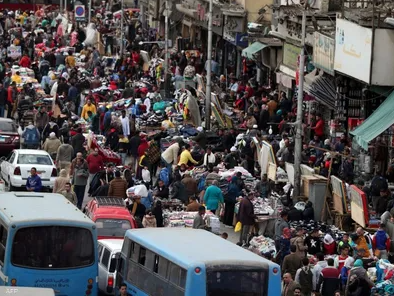 ما حقيقة سعي الحكومة إلى خفض خصوبة الشعب المصري؟