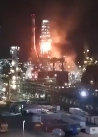 ما صحة الفيديو المتداول على أنه يُظهر استهداف إيراني لمصفاة حيفا؟