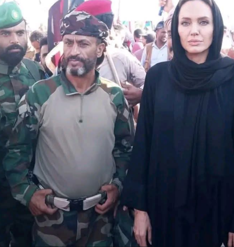 حقيقة مشاركة أنجلينا جولي في مظاهرة الانتقالي بعدن