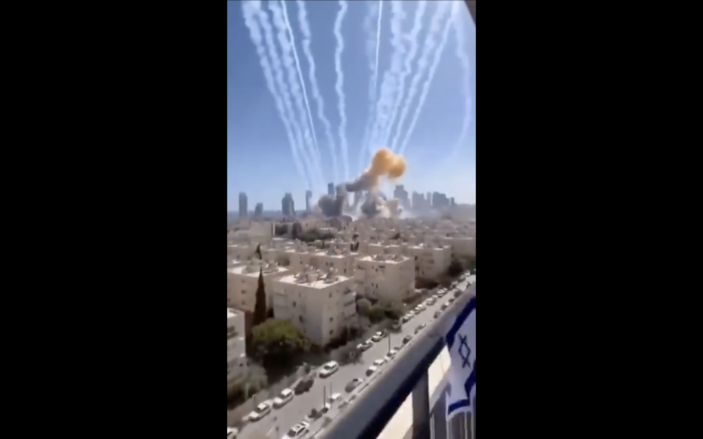 فيديو مولَّد بالذكاء الاصطناعي لقصف في تل أبيب