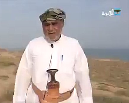 ما حقيقة فيديو الشيخ علي الحريزي وهو يدعو قبائل المهرة للعودة إلى الصف الوطني؟