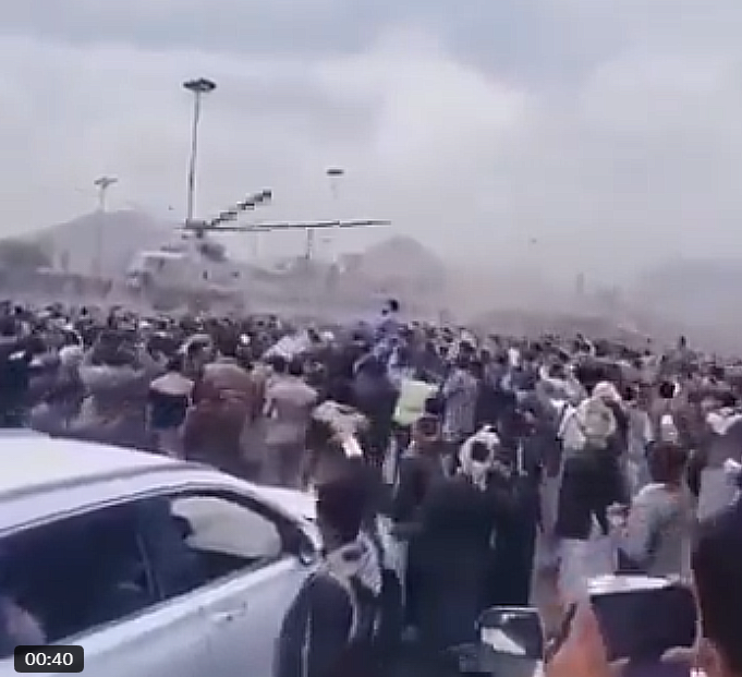 ما صحة الفيديو المتداول  حول تحطم مروحية كان على متنها أحد قيادات الصف الأول للحوثيين؟