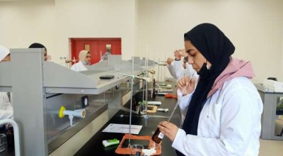 الصورة حقيقية والتقطت في أحد معامل جامعة المنصورة الجديدة